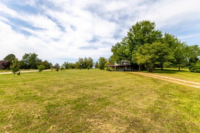 2 Sunbow, GALENA, Illinois 61036, 2 Bedrooms Bedrooms, ,2 BathroomsBathrooms,House,For Sale,Sunbow,202505666