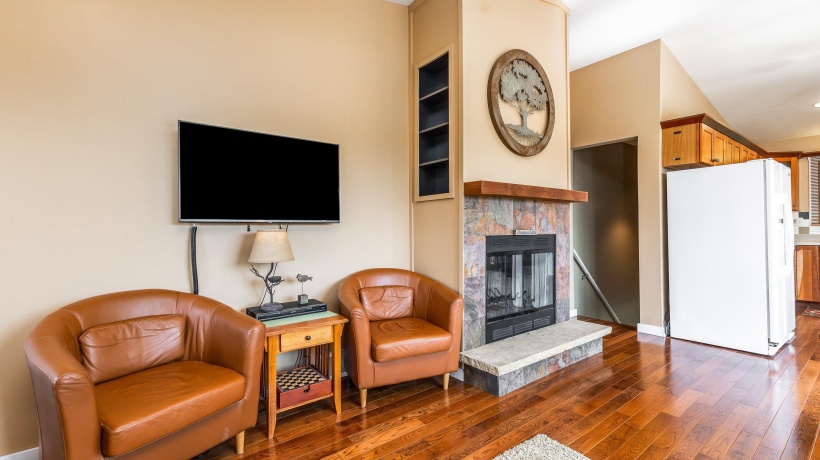 2 Sunbow, GALENA, Illinois 61036, 2 Bedrooms Bedrooms, ,2 BathroomsBathrooms,House,For Sale,Sunbow,202505666