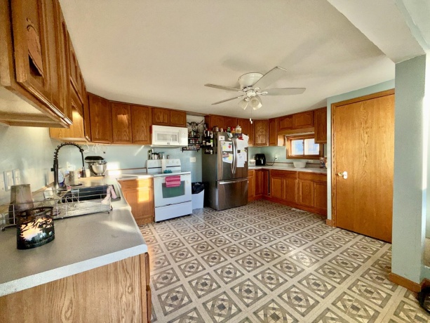 318 Chestnut, SHANNON, Illinois 61078, 3 Bedrooms Bedrooms, ,2 BathroomsBathrooms,House,For Sale,Chestnut,202600338