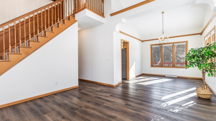 27 Augusta, GALENA, Illinois 61036, 4 Bedrooms Bedrooms, ,3 BathroomsBathrooms,House,For Sale,Augusta,202600693