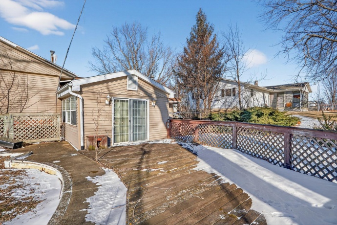 325 Bradmar, PEARL CITY, Illinois 61062, 3 Bedrooms Bedrooms, ,2 BathroomsBathrooms,House,For Sale,Bradmar,202600703