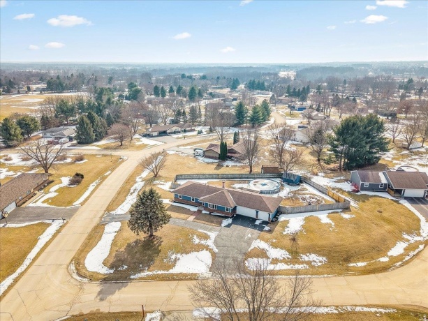 4361 Pfister, ROSCOE, Illinois 61073, 3 Bedrooms Bedrooms, ,2 BathroomsBathrooms,House,For Sale,Pfister,202600704