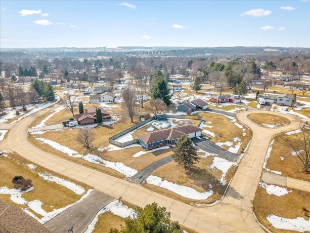 4361 Pfister, ROSCOE, Illinois 61073, 3 Bedrooms Bedrooms, ,2 BathroomsBathrooms,House,For Sale,Pfister,202600704