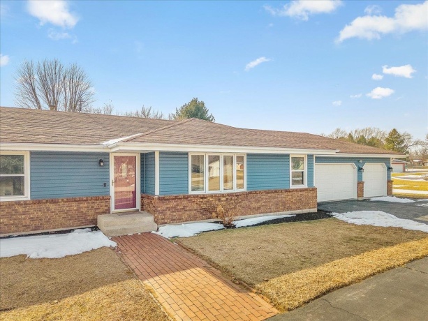 4361 Pfister, ROSCOE, Illinois 61073, 3 Bedrooms Bedrooms, ,2 BathroomsBathrooms,House,For Sale,Pfister,202600704