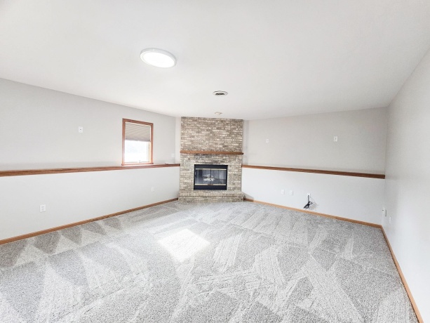 5927 Linden, ROCKFORD, Illinois 61108, 4 Bedrooms Bedrooms, ,2 BathroomsBathrooms,House,For Sale,Linden,202600707