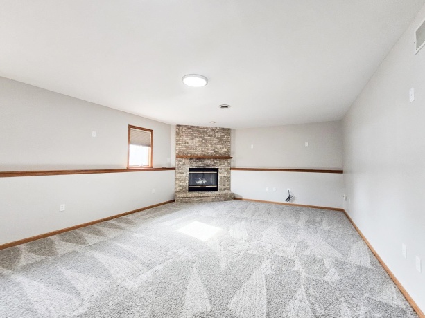 5927 Linden, ROCKFORD, Illinois 61108, 4 Bedrooms Bedrooms, ,2 BathroomsBathrooms,House,For Sale,Linden,202600707