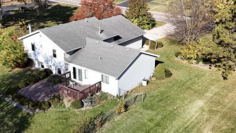 5927 Linden, ROCKFORD, Illinois 61108, 4 Bedrooms Bedrooms, ,2 BathroomsBathrooms,House,For Sale,Linden,202600707