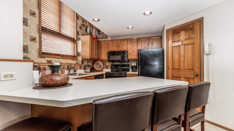 120 Walnut Hill, GALENA, Illinois 61036, 2 Bedrooms Bedrooms, ,2 BathroomsBathrooms,Condominium,For Sale,Walnut Hill,202600706