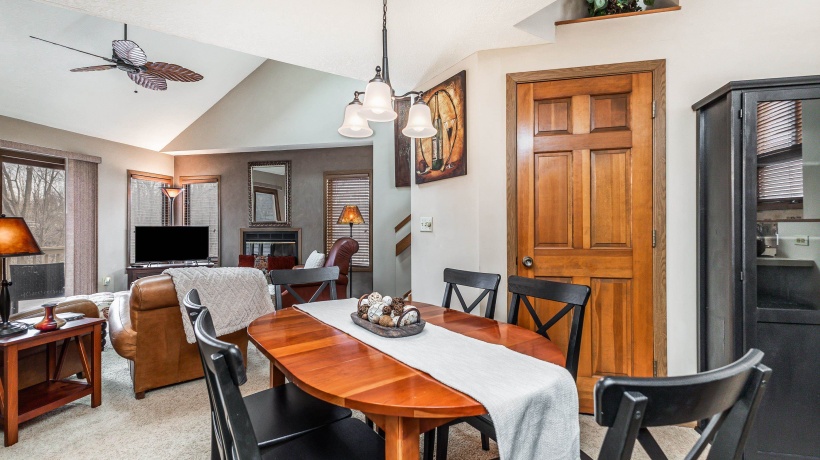 120 Walnut Hill, GALENA, Illinois 61036, 2 Bedrooms Bedrooms, ,2 BathroomsBathrooms,Condominium,For Sale,Walnut Hill,202600706