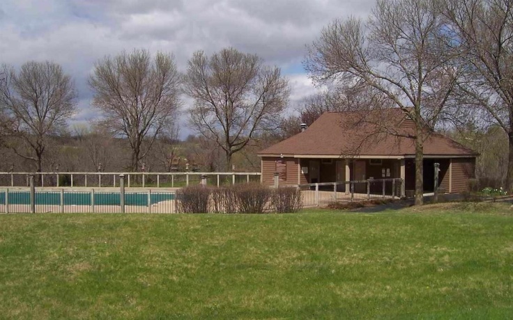 120 Walnut Hill, GALENA, Illinois 61036, 2 Bedrooms Bedrooms, ,2 BathroomsBathrooms,Condominium,For Sale,Walnut Hill,202600706