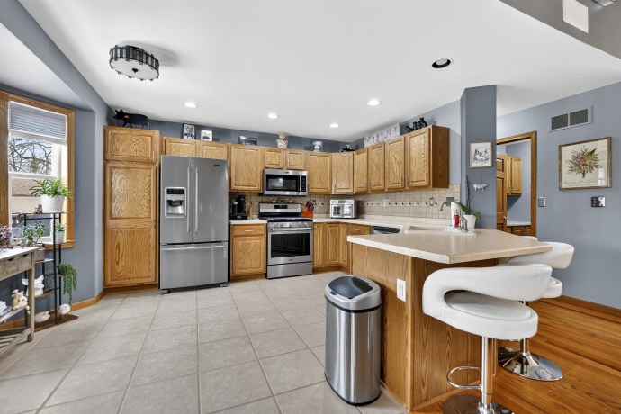 2035 Hillsdown, LAKE SUMMERSET, Illinois 61019, 4 Bedrooms Bedrooms, ,3 BathroomsBathrooms,House,For Sale,Hillsdown,202600708