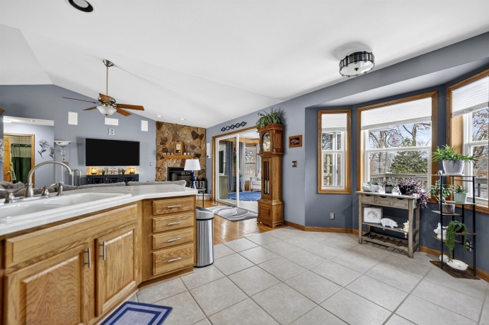 2035 Hillsdown, LAKE SUMMERSET, Illinois 61019, 4 Bedrooms Bedrooms, ,3 BathroomsBathrooms,House,For Sale,Hillsdown,202600708