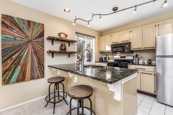 4 Timberline, GALENA, Illinois 61036, 3 Bedrooms Bedrooms, ,2 BathroomsBathrooms,House,For Sale,Timberline,202600709