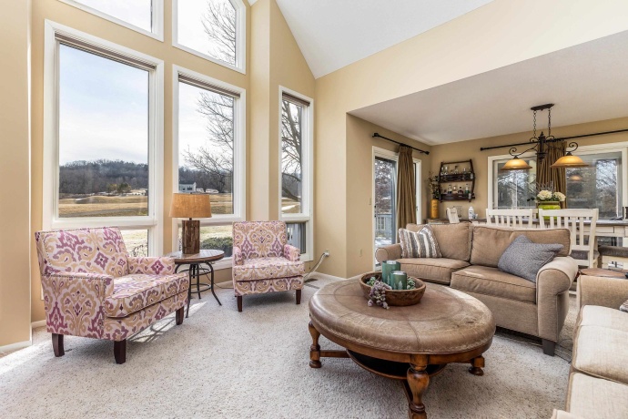 4 Timberline, GALENA, Illinois 61036, 3 Bedrooms Bedrooms, ,2 BathroomsBathrooms,House,For Sale,Timberline,202600709