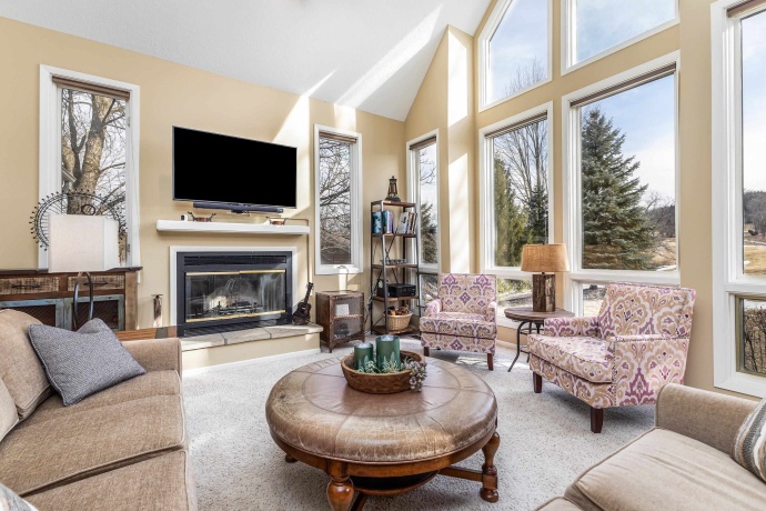 4 Timberline, GALENA, Illinois 61036, 3 Bedrooms Bedrooms, ,2 BathroomsBathrooms,House,For Sale,Timberline,202600709