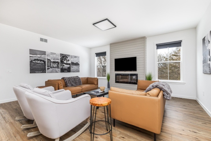 5 Blue Ridge, GALENA, Illinois 61036, 5 Bedrooms Bedrooms, ,4 BathroomsBathrooms,House,For Sale,Blue Ridge,202600710