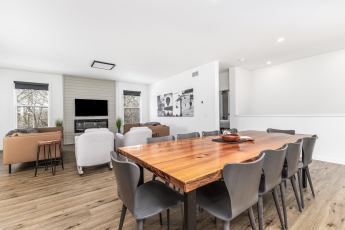 5 Blue Ridge, GALENA, Illinois 61036, 5 Bedrooms Bedrooms, ,4 BathroomsBathrooms,House,For Sale,Blue Ridge,202600710