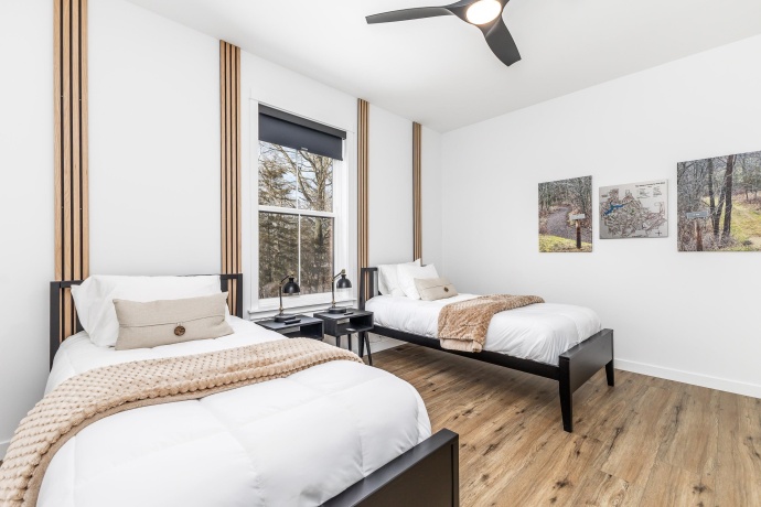 5 Blue Ridge, GALENA, Illinois 61036, 5 Bedrooms Bedrooms, ,4 BathroomsBathrooms,House,For Sale,Blue Ridge,202600710