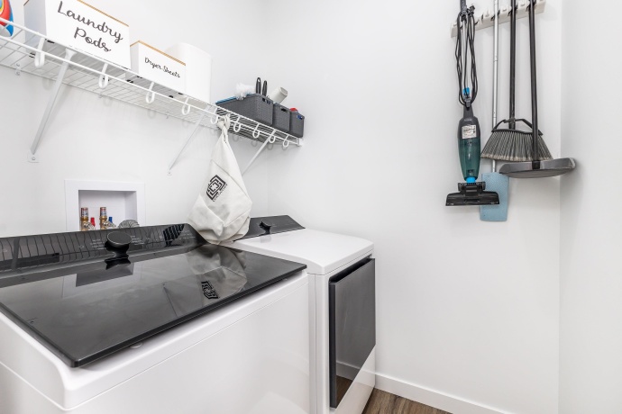 5 Blue Ridge, GALENA, Illinois 61036, 5 Bedrooms Bedrooms, ,4 BathroomsBathrooms,House,For Sale,Blue Ridge,202600710