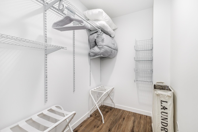 5 Blue Ridge, GALENA, Illinois 61036, 5 Bedrooms Bedrooms, ,4 BathroomsBathrooms,House,For Sale,Blue Ridge,202600710