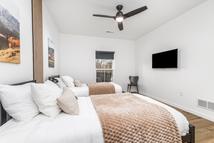 5 Blue Ridge, GALENA, Illinois 61036, 5 Bedrooms Bedrooms, ,4 BathroomsBathrooms,House,For Sale,Blue Ridge,202600710