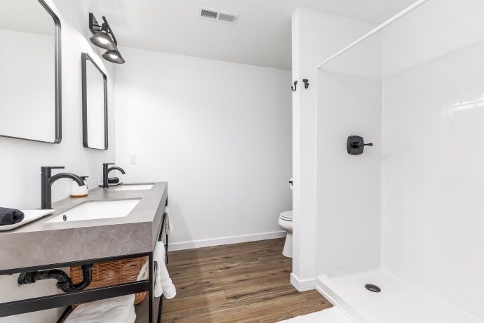 5 Blue Ridge, GALENA, Illinois 61036, 5 Bedrooms Bedrooms, ,4 BathroomsBathrooms,House,For Sale,Blue Ridge,202600710