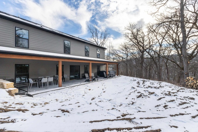 5 Blue Ridge, GALENA, Illinois 61036, 5 Bedrooms Bedrooms, ,4 BathroomsBathrooms,House,For Sale,Blue Ridge,202600710