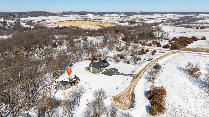 5 Blue Ridge, GALENA, Illinois 61036, 5 Bedrooms Bedrooms, ,4 BathroomsBathrooms,House,For Sale,Blue Ridge,202600710