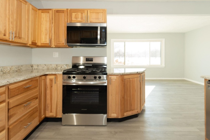 938 Riverside, LOVES PARK, Illinois 61111, 4 Bedrooms Bedrooms, ,3 BathroomsBathrooms,House,For Sale,Riverside,202600711