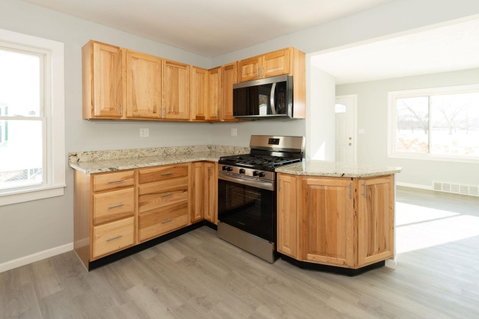 938 Riverside, LOVES PARK, Illinois 61111, 4 Bedrooms Bedrooms, ,3 BathroomsBathrooms,House,For Sale,Riverside,202600711