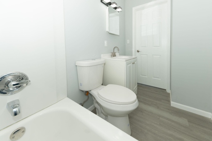 938 Riverside, LOVES PARK, Illinois 61111, 4 Bedrooms Bedrooms, ,3 BathroomsBathrooms,House,For Sale,Riverside,202600711