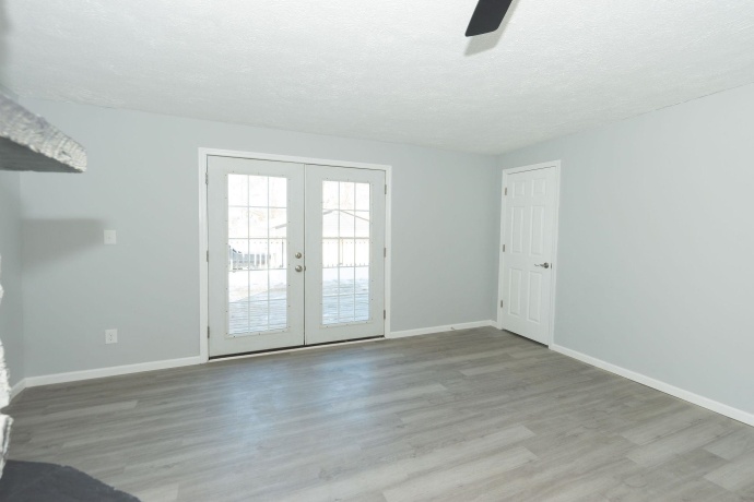 938 Riverside, LOVES PARK, Illinois 61111, 4 Bedrooms Bedrooms, ,3 BathroomsBathrooms,House,For Sale,Riverside,202600711