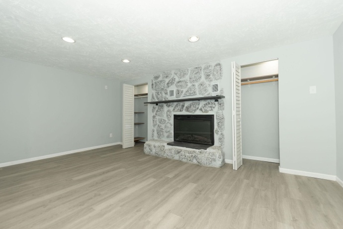 938 Riverside, LOVES PARK, Illinois 61111, 4 Bedrooms Bedrooms, ,3 BathroomsBathrooms,House,For Sale,Riverside,202600711