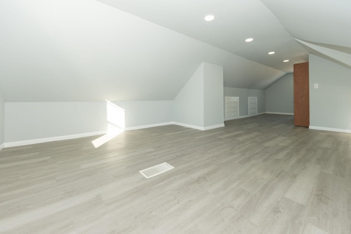 938 Riverside, LOVES PARK, Illinois 61111, 4 Bedrooms Bedrooms, ,3 BathroomsBathrooms,House,For Sale,Riverside,202600711