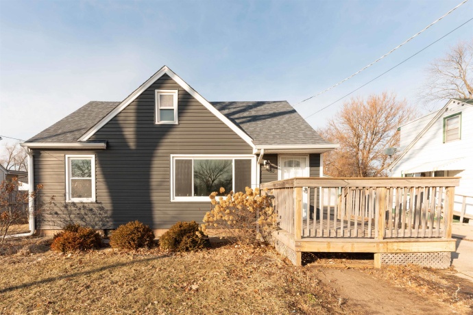 938 Riverside, LOVES PARK, Illinois 61111, 4 Bedrooms Bedrooms, ,3 BathroomsBathrooms,House,For Sale,Riverside,202600711