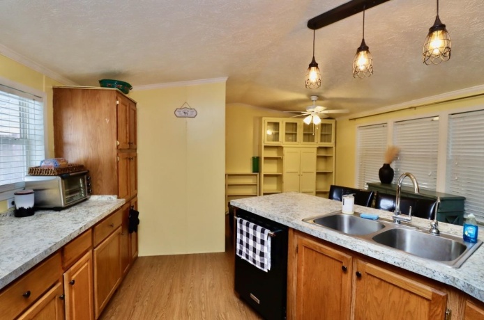 666 Bluff #402, SOUTH BELOIT, Illinois 61080, 2 Bedrooms Bedrooms, ,2 BathroomsBathrooms,House,For Sale,Bluff #402,202600712