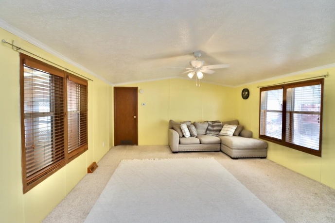 666 Bluff #402, SOUTH BELOIT, Illinois 61080, 2 Bedrooms Bedrooms, ,2 BathroomsBathrooms,House,For Sale,Bluff #402,202600712