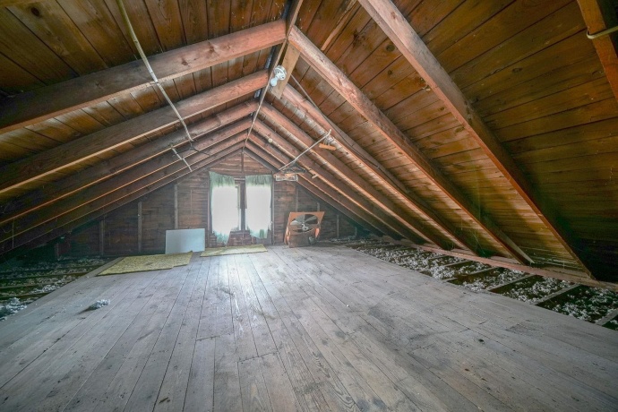 2019 15th, ROCKFORD, Illinois 61104, 2 Bedrooms Bedrooms, ,1 BathroomBathrooms,House,For Sale,15th,202600713