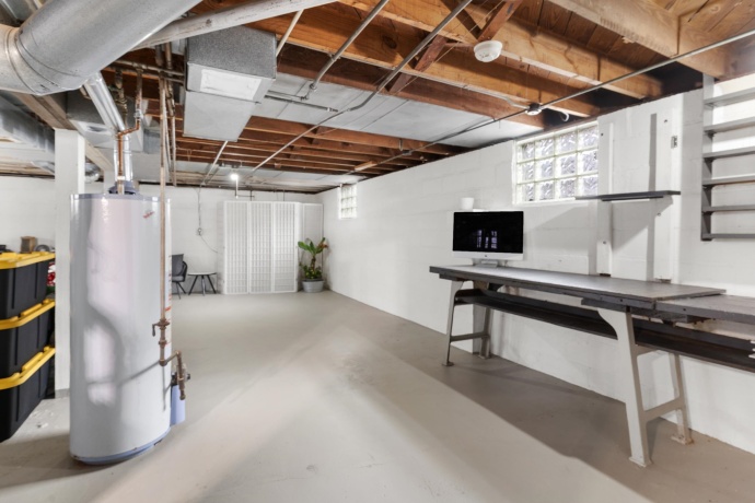 1217 rose, ROCKFORD, Illinois 61104, 3 Bedrooms Bedrooms, ,1 BathroomBathrooms,House,For Sale,rose,202600714