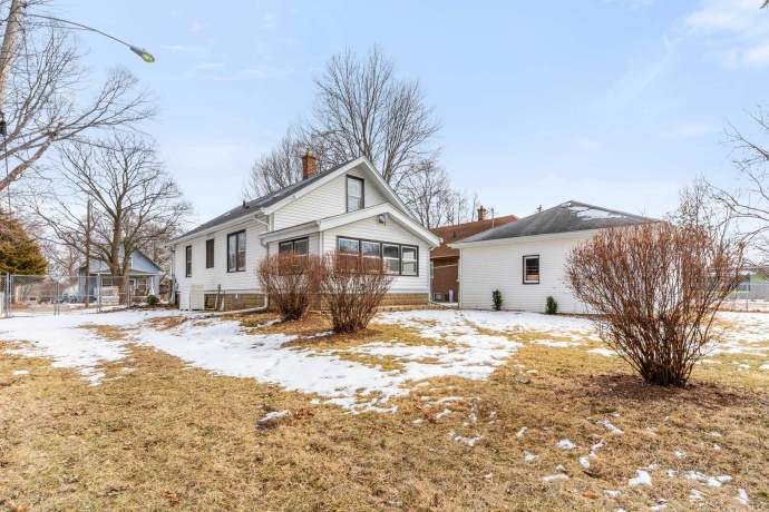 1217 rose, ROCKFORD, Illinois 61104, 3 Bedrooms Bedrooms, ,1 BathroomBathrooms,House,For Sale,rose,202600714