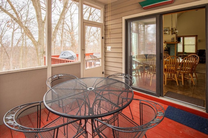 2 Briarwood, GALENA, Illinois 61036, 3 Bedrooms Bedrooms, ,3 BathroomsBathrooms,House,For Sale,Briarwood,202600715