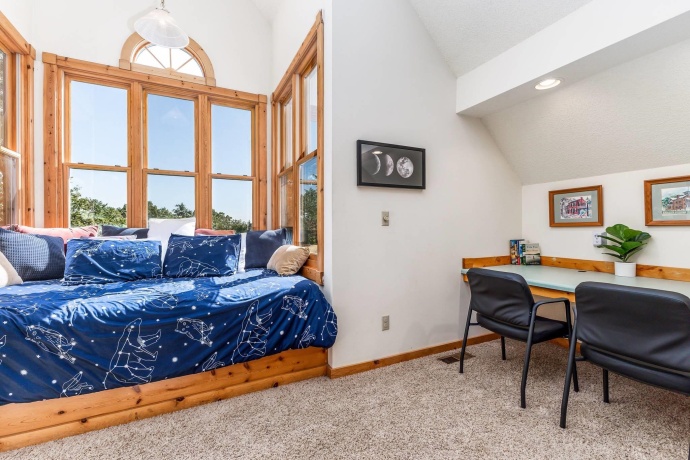 2 Briarwood, GALENA, Illinois 61036, 3 Bedrooms Bedrooms, ,3 BathroomsBathrooms,House,For Sale,Briarwood,202600715