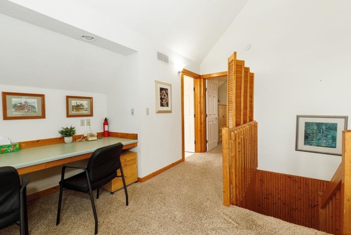 2 Briarwood, GALENA, Illinois 61036, 3 Bedrooms Bedrooms, ,3 BathroomsBathrooms,House,For Sale,Briarwood,202600715