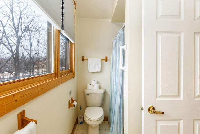 2 Briarwood, GALENA, Illinois 61036, 3 Bedrooms Bedrooms, ,3 BathroomsBathrooms,House,For Sale,Briarwood,202600715