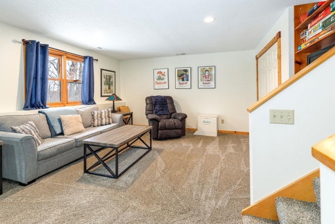 2 Briarwood, GALENA, Illinois 61036, 3 Bedrooms Bedrooms, ,3 BathroomsBathrooms,House,For Sale,Briarwood,202600715