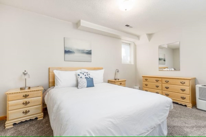 2 Briarwood, GALENA, Illinois 61036, 3 Bedrooms Bedrooms, ,3 BathroomsBathrooms,House,For Sale,Briarwood,202600715