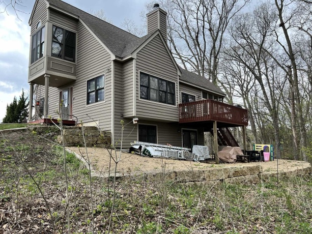 2 Briarwood, GALENA, Illinois 61036, 3 Bedrooms Bedrooms, ,3 BathroomsBathrooms,House,For Sale,Briarwood,202600715