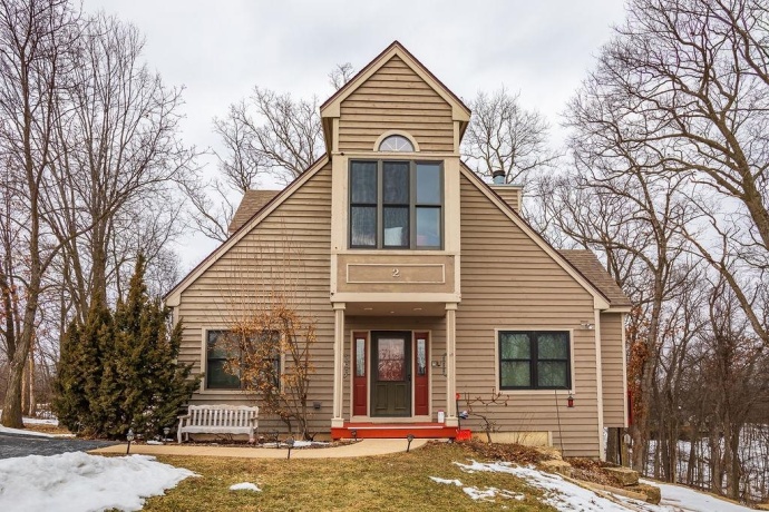 2 Briarwood, GALENA, Illinois 61036, 3 Bedrooms Bedrooms, ,3 BathroomsBathrooms,House,For Sale,Briarwood,202600715