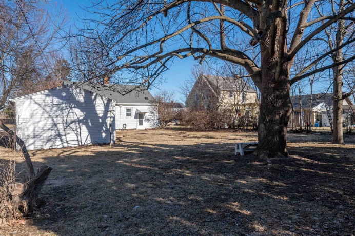 205 Sunset, MOUNT MORRIS, Illinois 61054, 2 Bedrooms Bedrooms, ,1 BathroomBathrooms,House,For Sale,Sunset,202600716