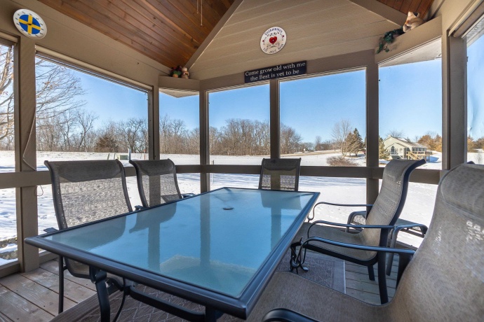 155 Blackhawk, GALENA, Illinois 61036, 3 Bedrooms Bedrooms, ,3 BathroomsBathrooms,House,For Sale,Blackhawk,202600718